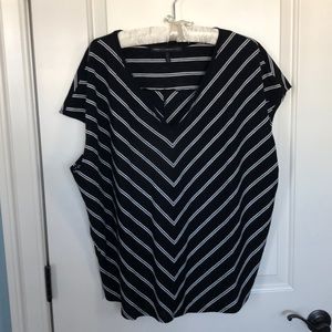 WHBM xL cap sleeve b&w stripe T-shirt